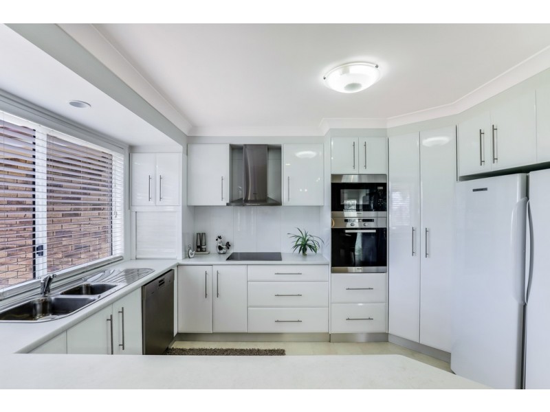 5 General Gordon Court, Cotswold Hills QLD 4350