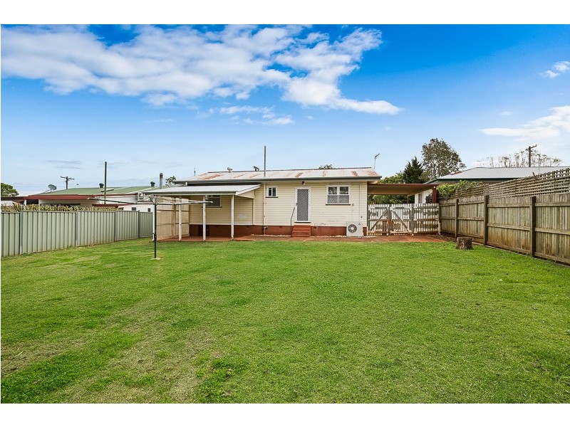 28 McCafferty Street, Wilsonton QLD 4350