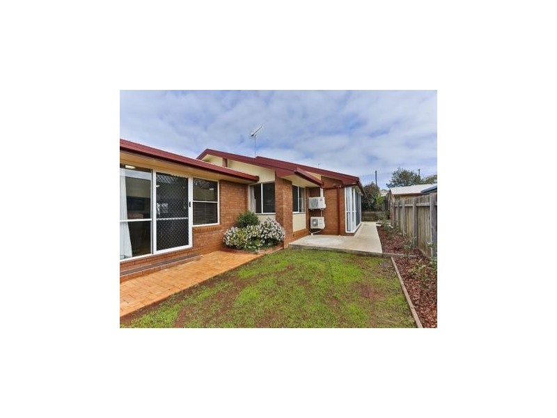 31 Broadfoot Street, Kearneys Spring QLD 4350