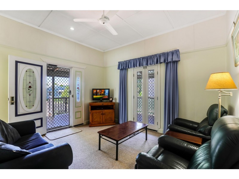 8 Leonard Street, East Toowoomba QLD 4350