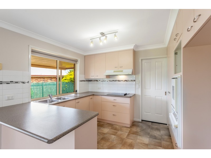 19 Bottlebrush Court, Glenvale QLD 4350