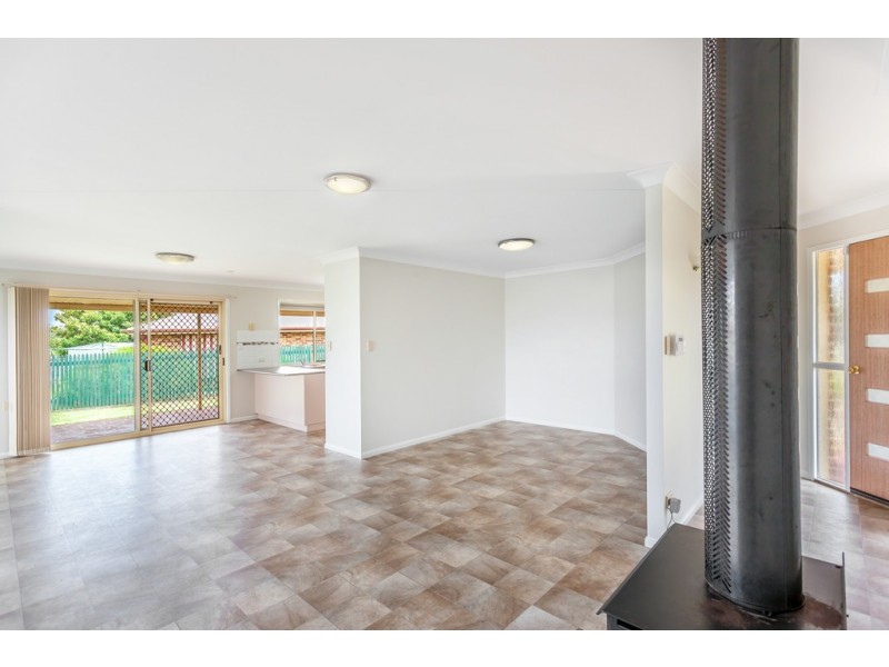 19 Bottlebrush Court, Glenvale QLD 4350