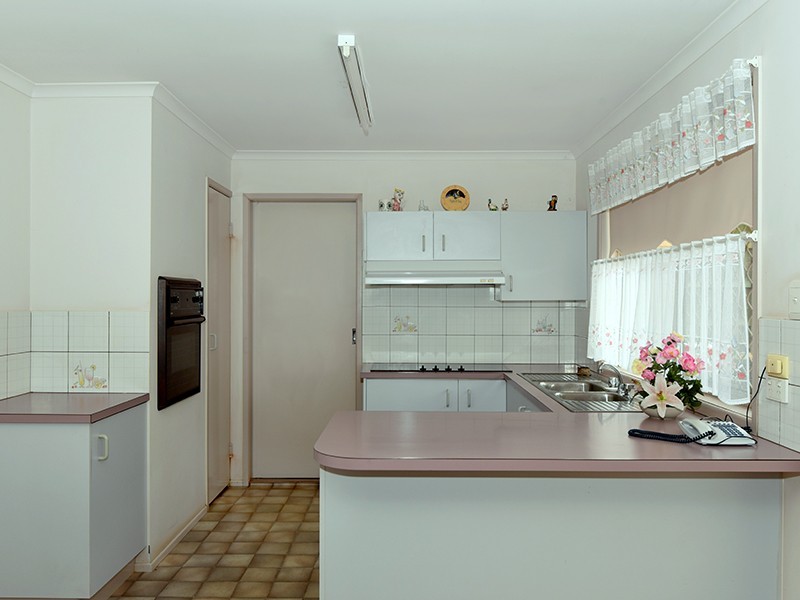 31 Riethmuller Street, Kearneys Spring QLD 4350