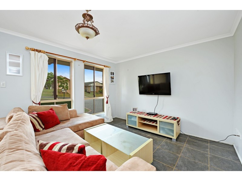 11 Batch Court, Harristown QLD 4350