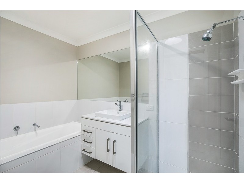 Unit 2/16 Rivett Street, South Toowoomba QLD 4350