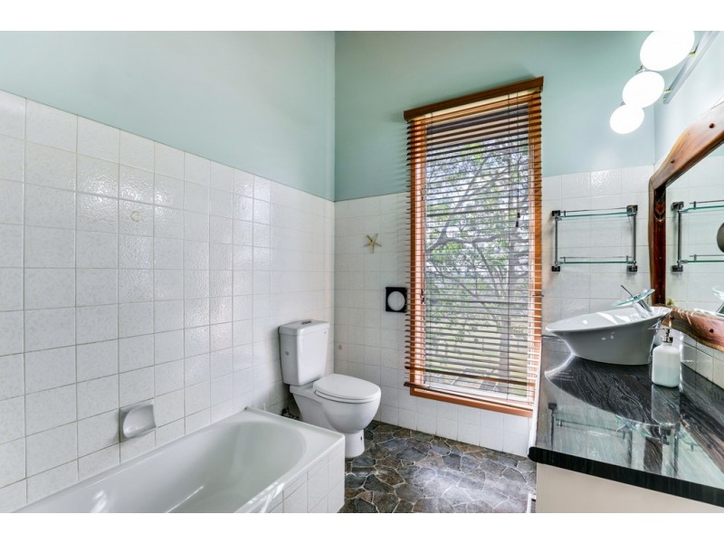 671-673 Boundary Street, Glenvale QLD 4350