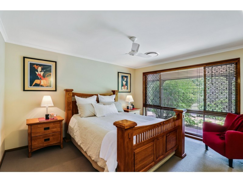 12 Hi Winds Road, Blue Mountain Heights QLD 4350