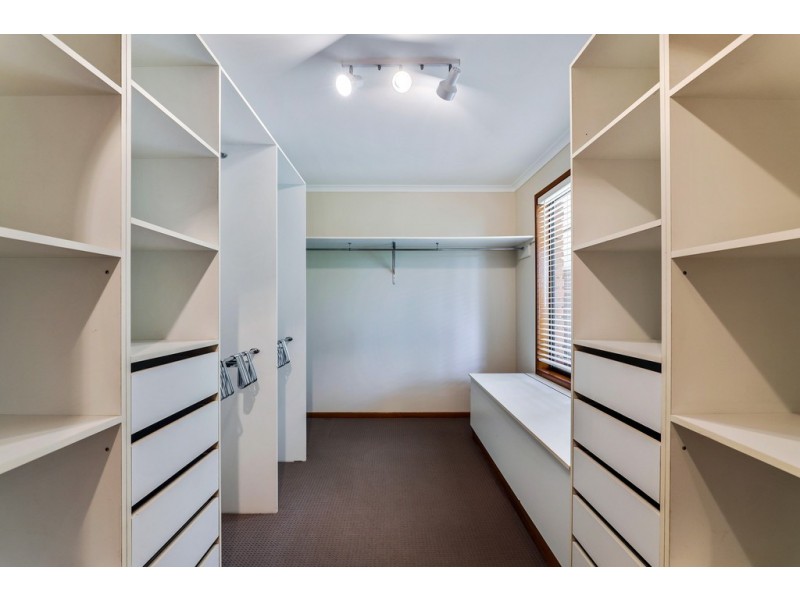 12 Hi Winds Road, Blue Mountain Heights QLD 4350