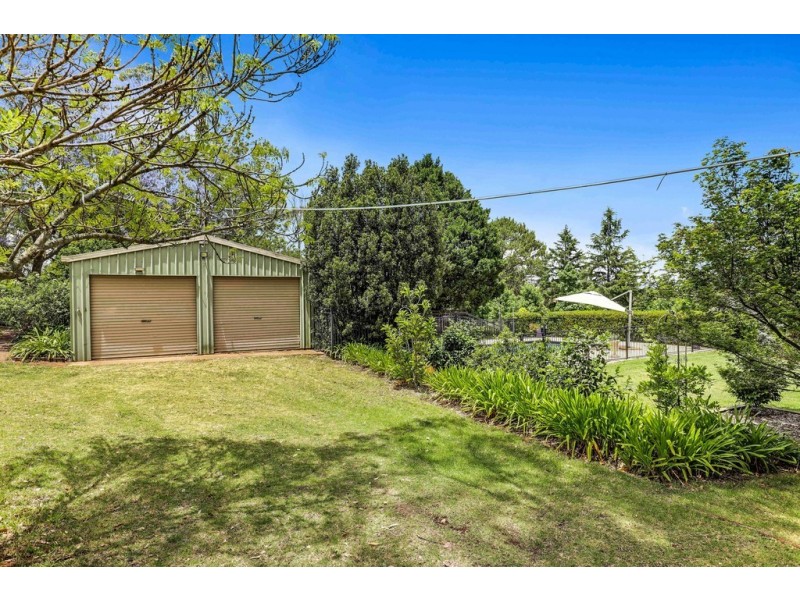 12 Hi Winds Road, Blue Mountain Heights QLD 4350