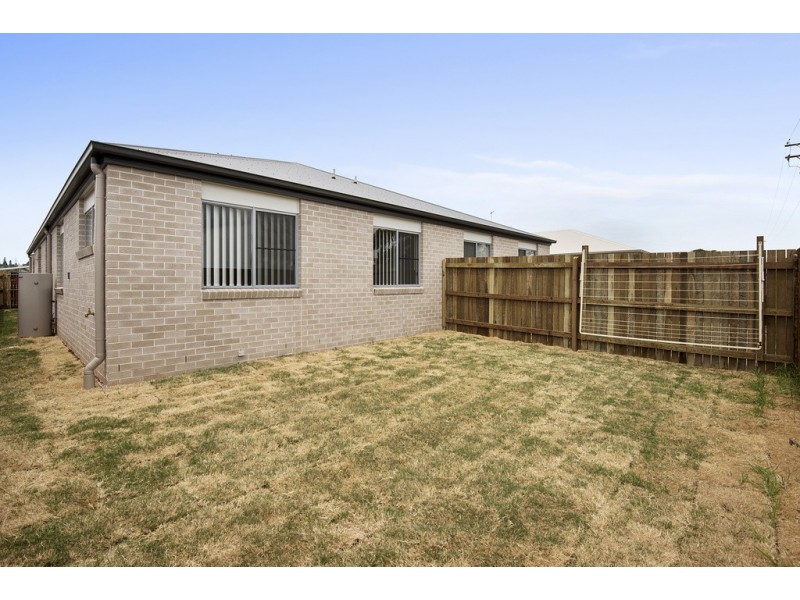 1/2 Tatum Drive, Glenvale QLD 4350