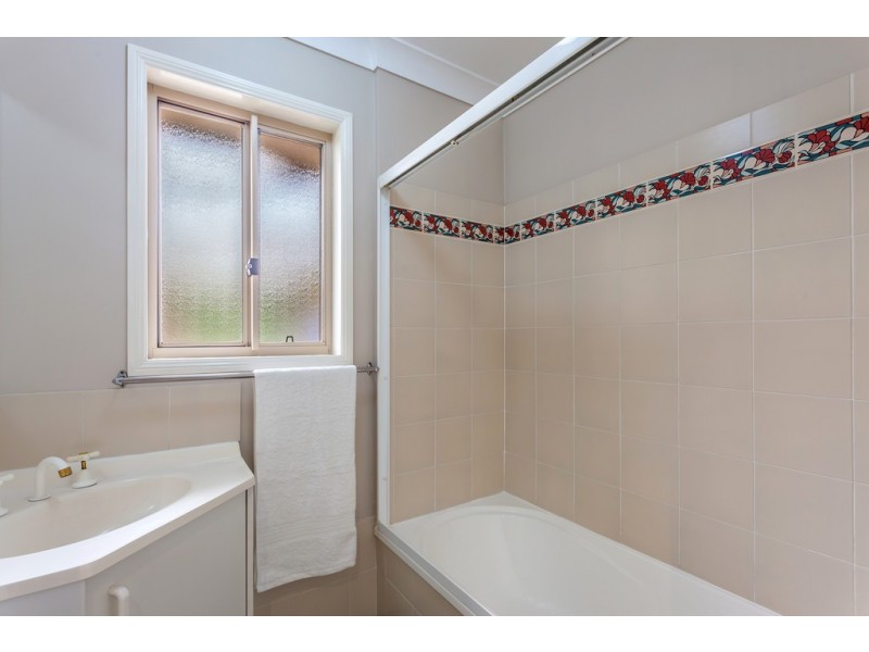 9 Karebo Close, Darling Heights QLD 4350