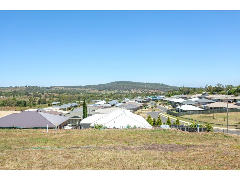 3 Ivy Court, Glenvale QLD 4350
