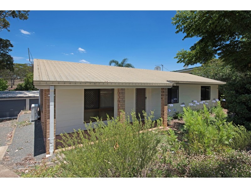 33 Yalumba Crescent, Wilsonton Heights QLD 4350
