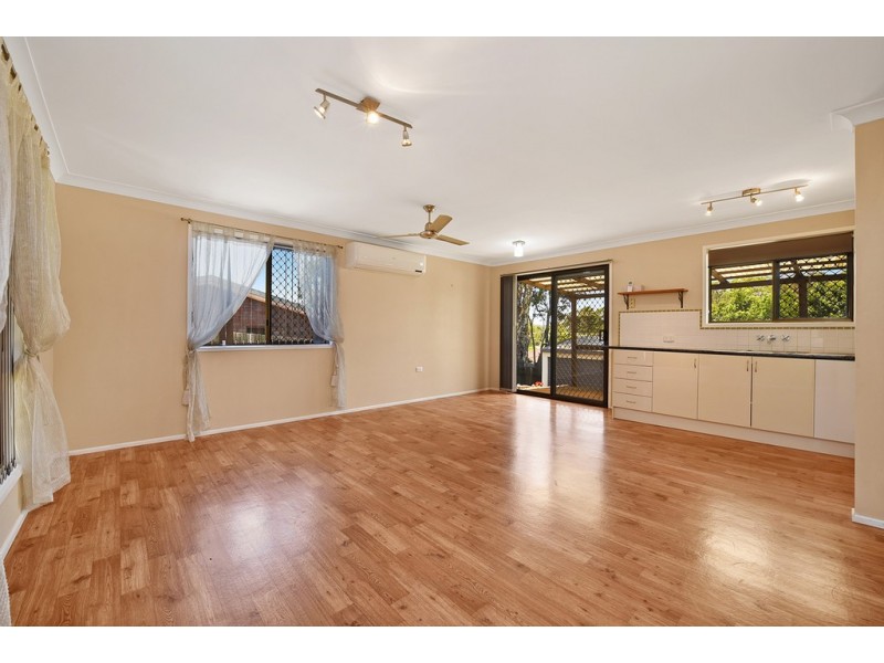 33 Yalumba Crescent, Wilsonton Heights QLD 4350