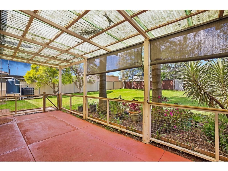 10 Camden Street, Harristown QLD 4350