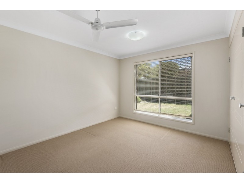 49 Sunset Drive, Glenvale QLD 4350