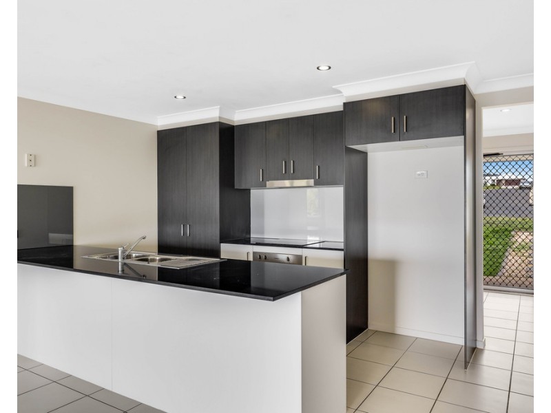 28 Wandoo Crescent, Westbrook QLD 4350