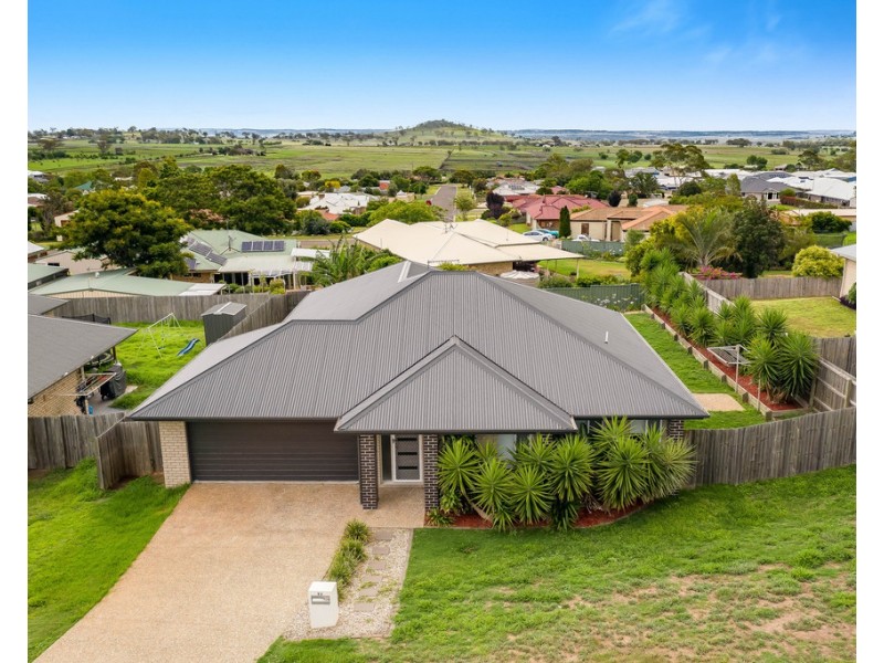 28 Wandoo Crescent, Westbrook QLD 4350