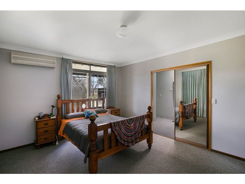 134 Morris Road, Gowrie Junction QLD 4352