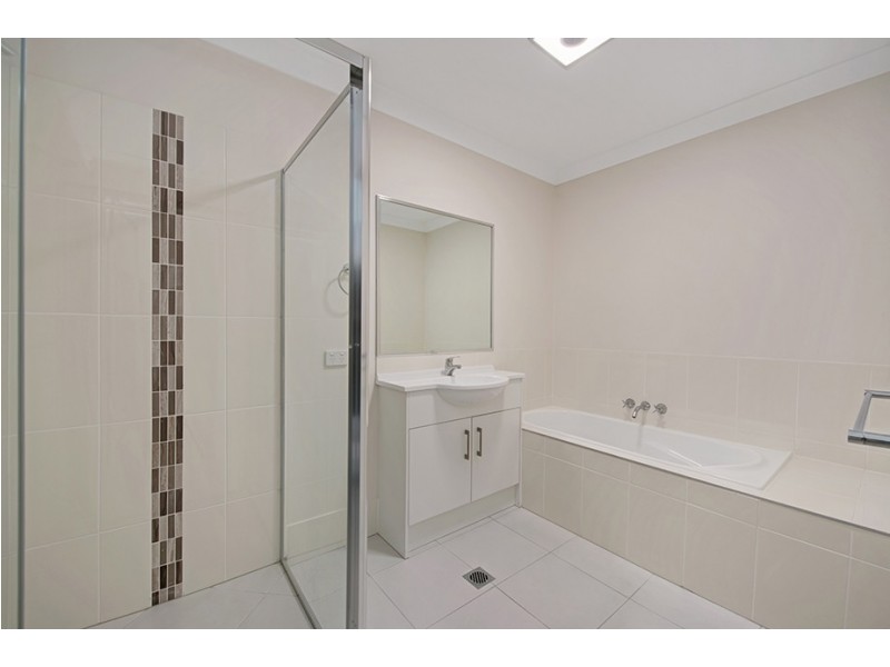 1/19 Cardamon Crescent, Glenvale QLD 4350