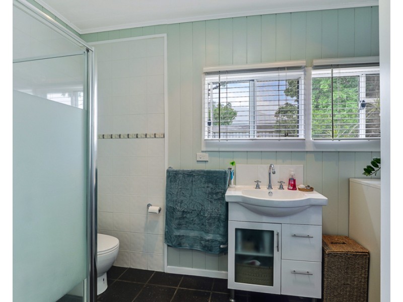 18 Allan Street, North Toowoomba QLD 4350