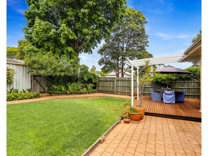 18 Allan Street, North Toowoomba QLD 4350