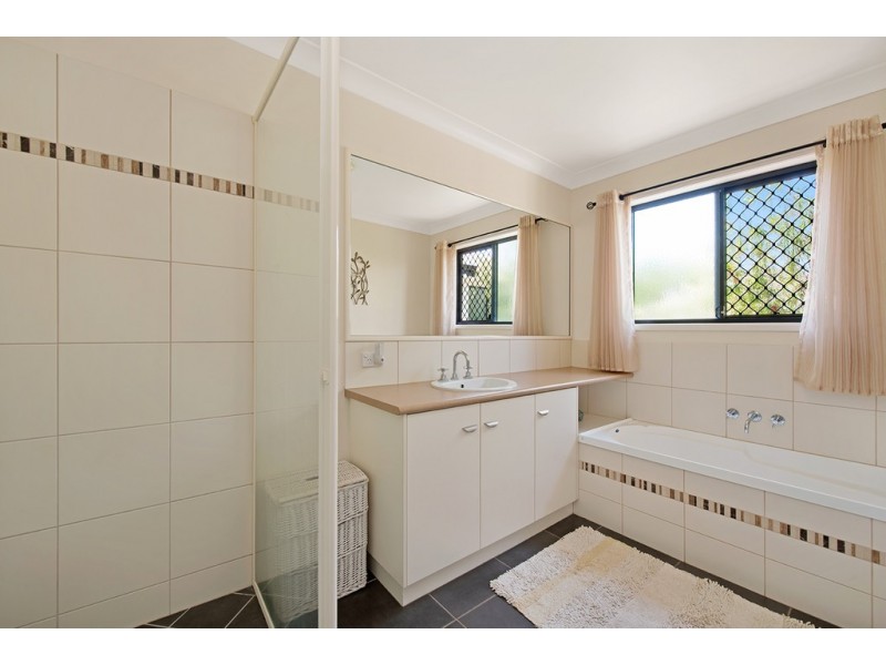 9 Kestrel Court, Rangeville QLD 4350