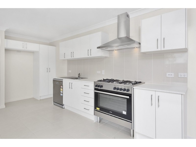 1/5 Templeton Court, Westbrook QLD 4350