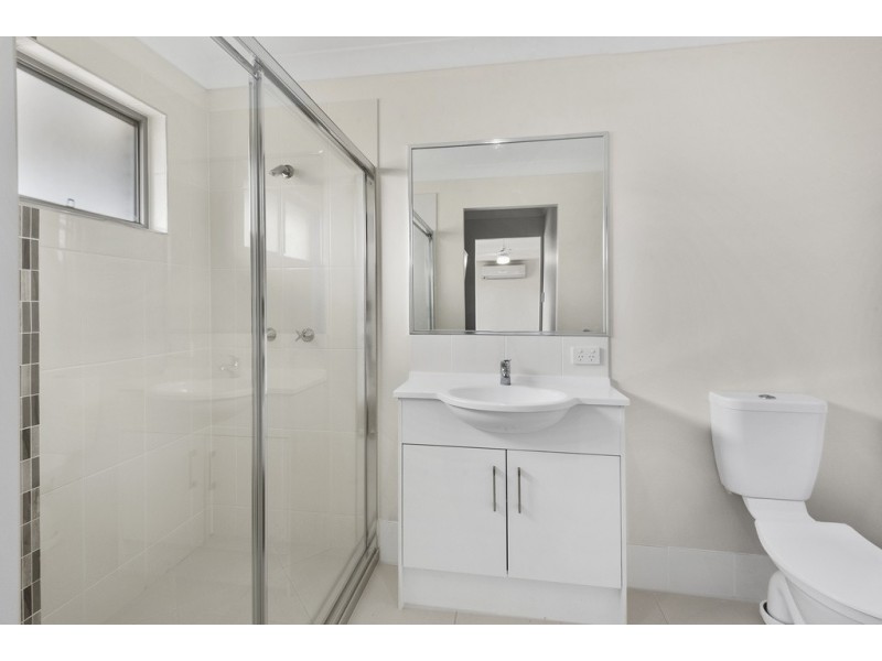 1/5 Templeton Court, Westbrook QLD 4350