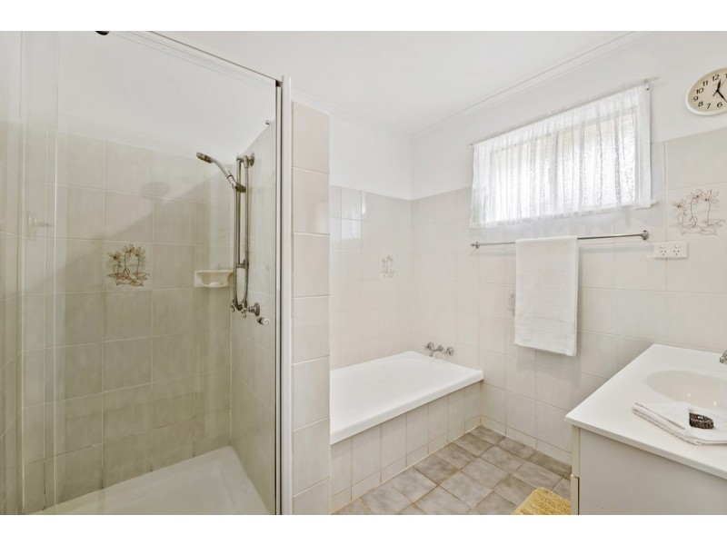 9 Zimmerle Street, Harristown QLD 4350