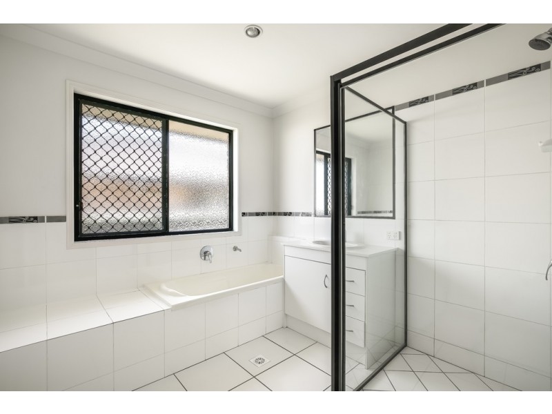 22 Bellara Drive, Harristown QLD 4350