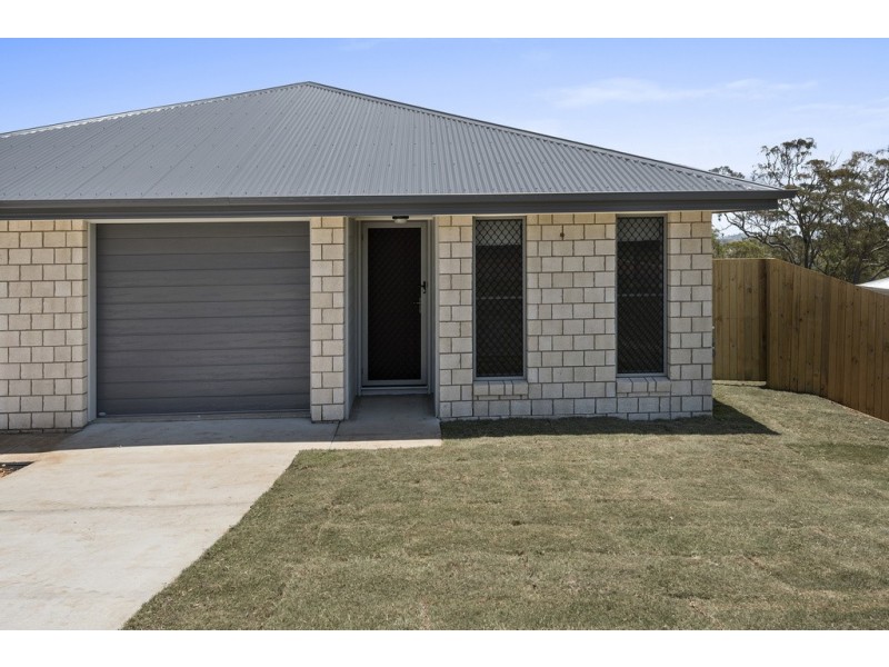 Unit 1 and 2/5 Cassidy Terrace, Mount Kynoch QLD 4350
