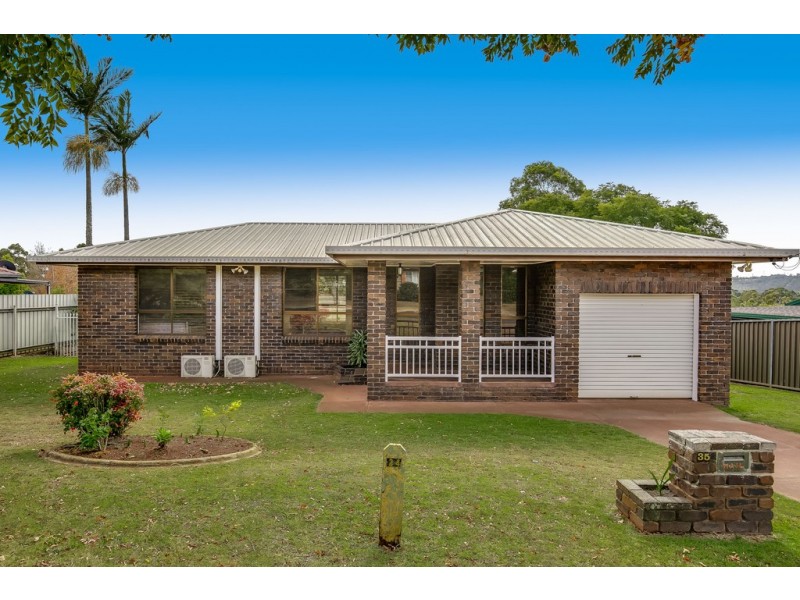 35 Champagne Crescent, Wilsonton Heights QLD 4350