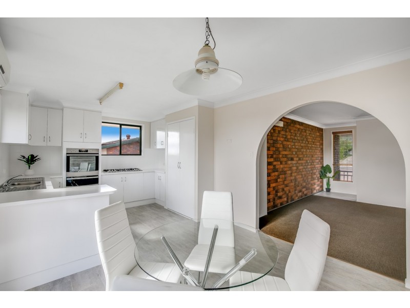 35 Champagne Crescent, Wilsonton Heights QLD 4350