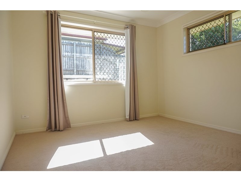 91 Hogg Street, Cranley QLD 4350