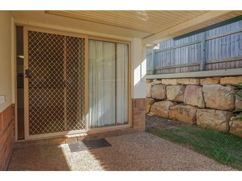 91 Hogg Street, Cranley QLD 4350