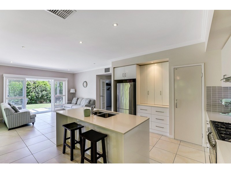 39 Piccadilly Court, Mount Lofty QLD 4350