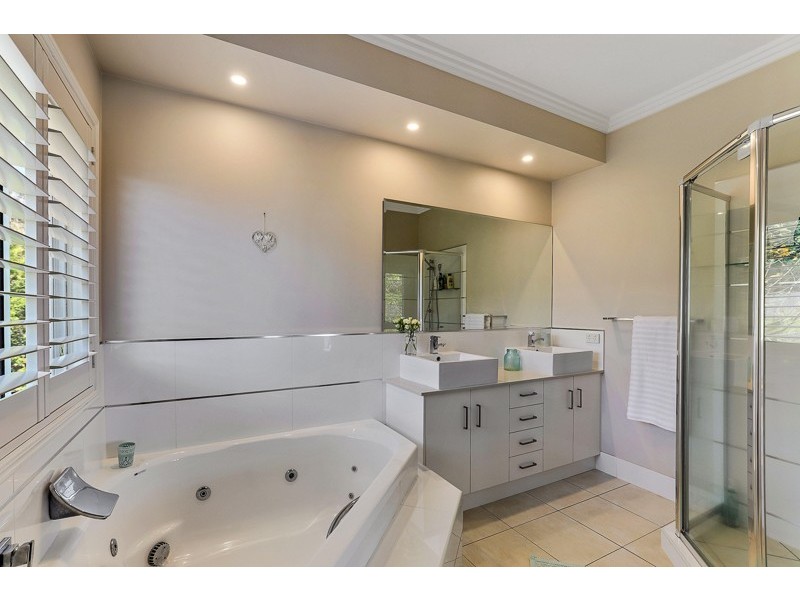 39 Piccadilly Court, Mount Lofty QLD 4350