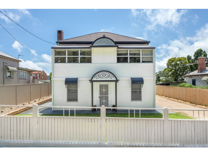 27 Hill Street, Toowoomba City QLD 4350