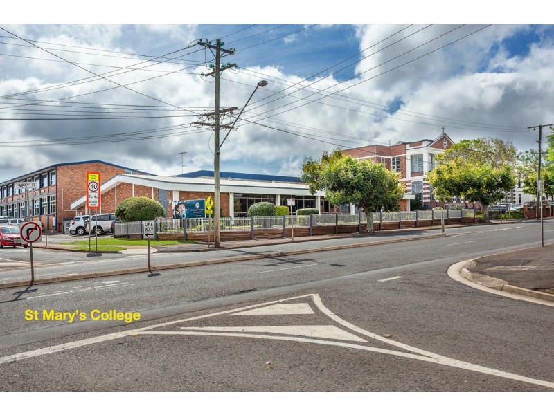 27 Hill Street, Toowoomba City QLD 4350