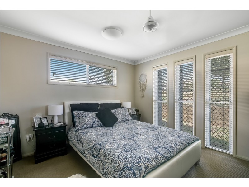 49 Sunset Drive, Glenvale QLD 4350