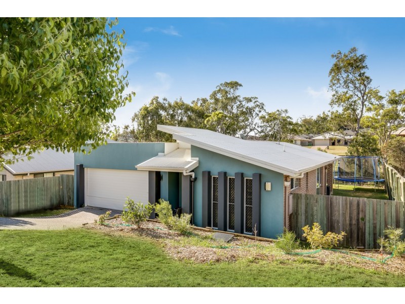 49 Sunset Drive, Glenvale QLD 4350