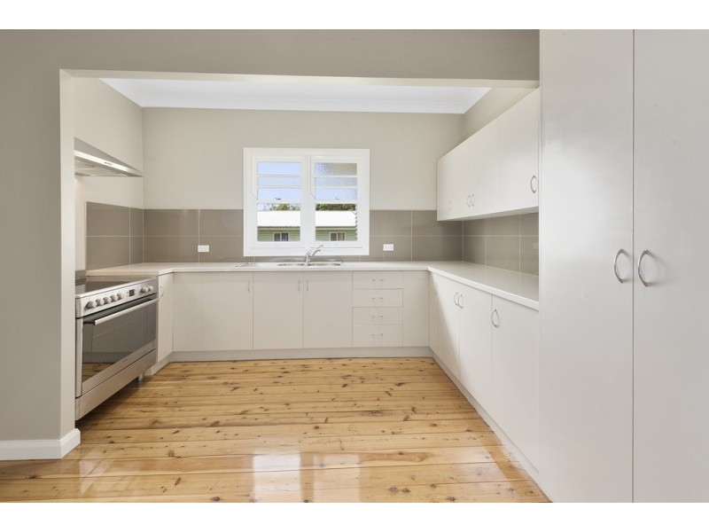 271 South Street, South Toowoomba QLD 4350