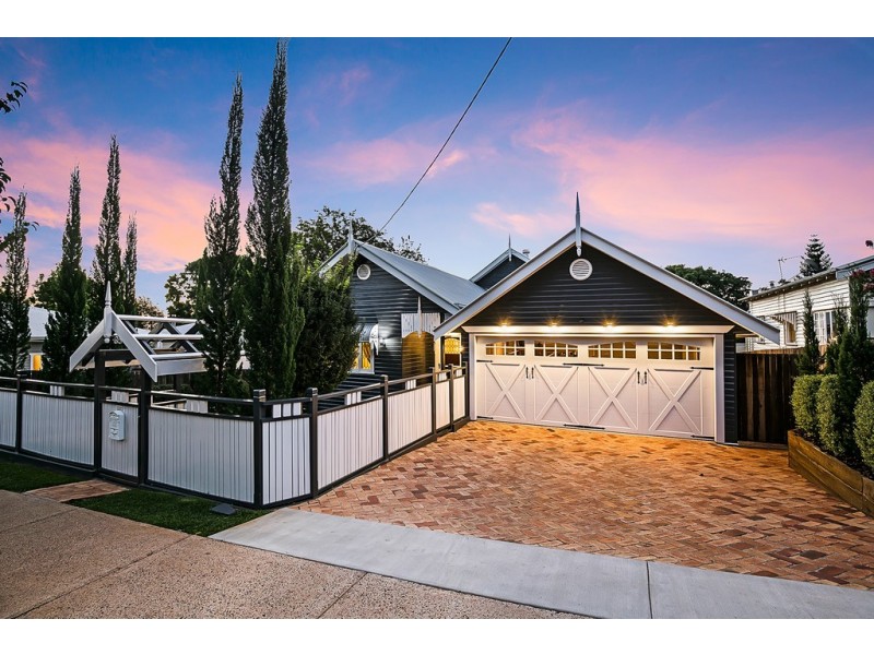 35 Mary Street, Mount Lofty QLD 4350