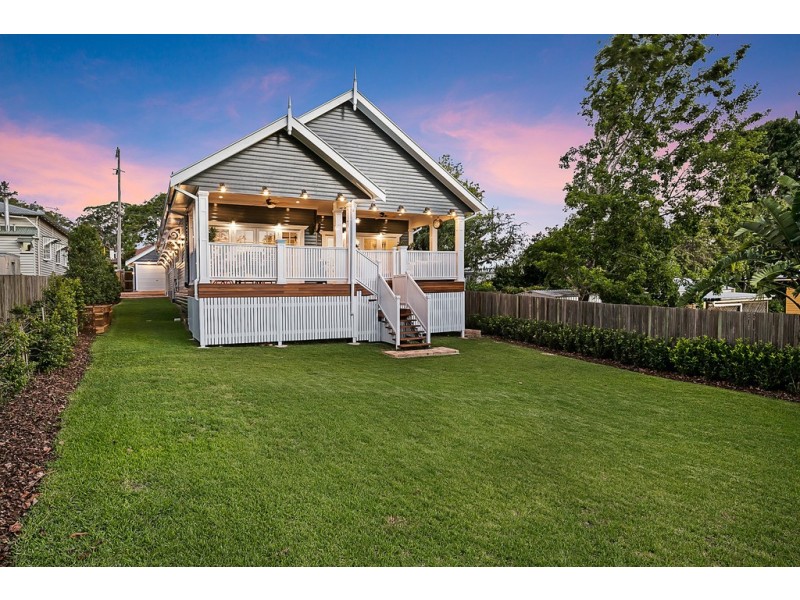 35 Mary Street, Mount Lofty QLD 4350