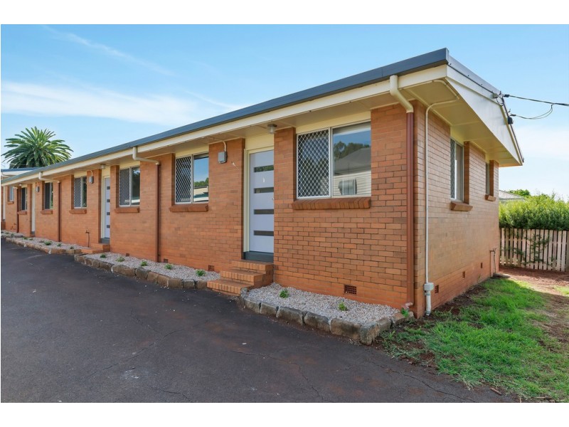 Units 1-6/4 Healy Street, South Toowoomba QLD 4350