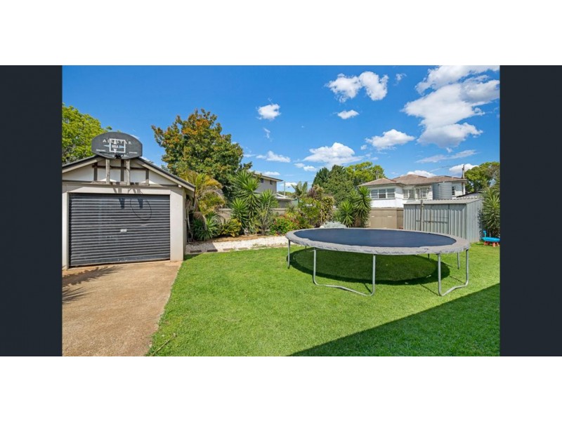180 Holberton Street, Newtown QLD 4350