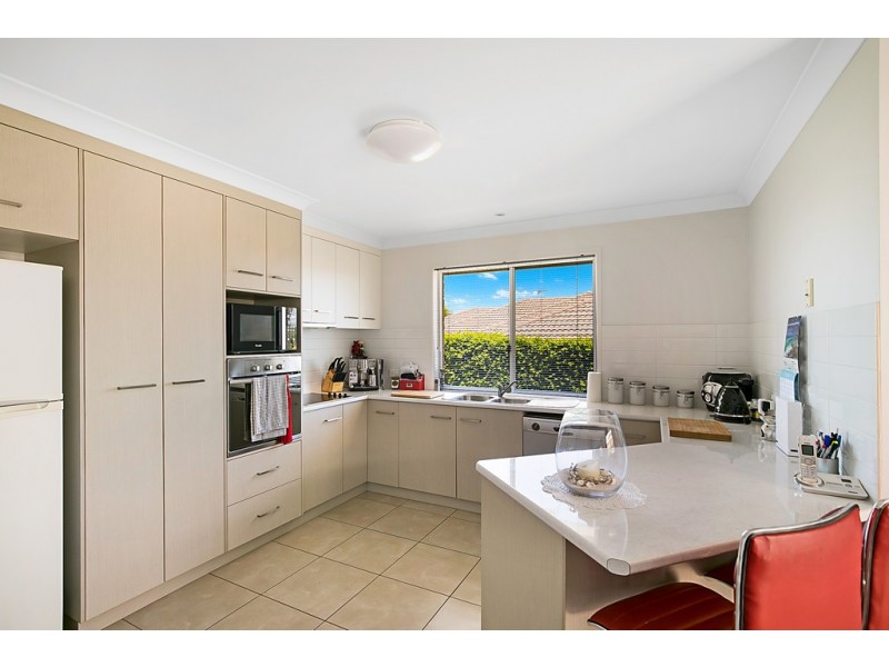 Unit 1/28 Wareena Crescent, Glenvale QLD 4350