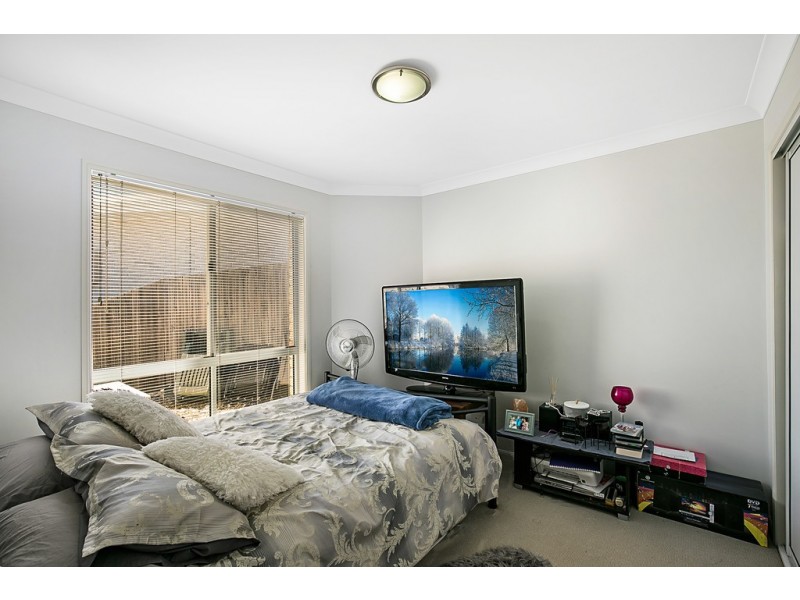 Unit 1/28 Wareena Crescent, Glenvale QLD 4350