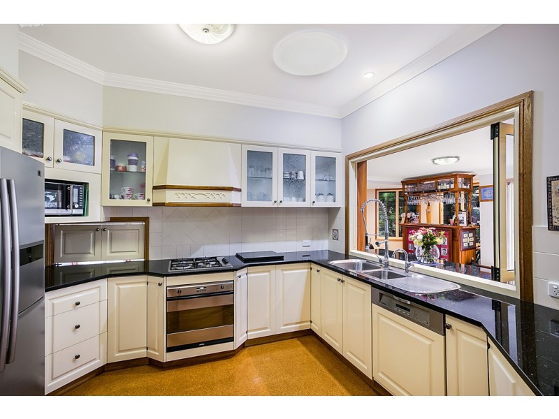 3 Spring Garden Court, Middle Ridge QLD 4350